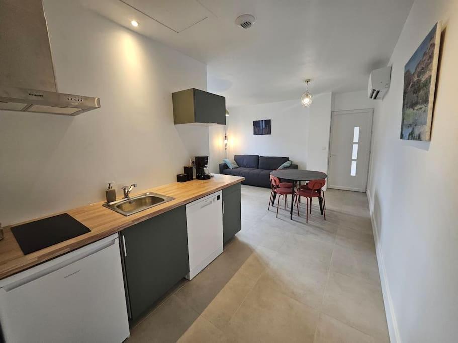 T 2 Lumineux Drome Des Collines Apartment Chateauneuf-de-Galaure Exterior photo